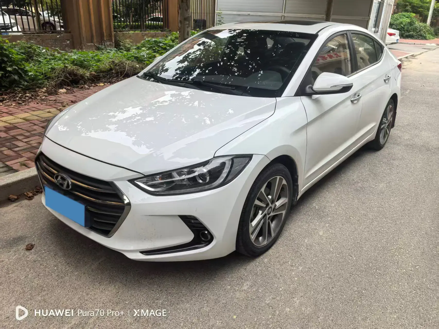 2018 HYUNDAI ELANTRA view 1