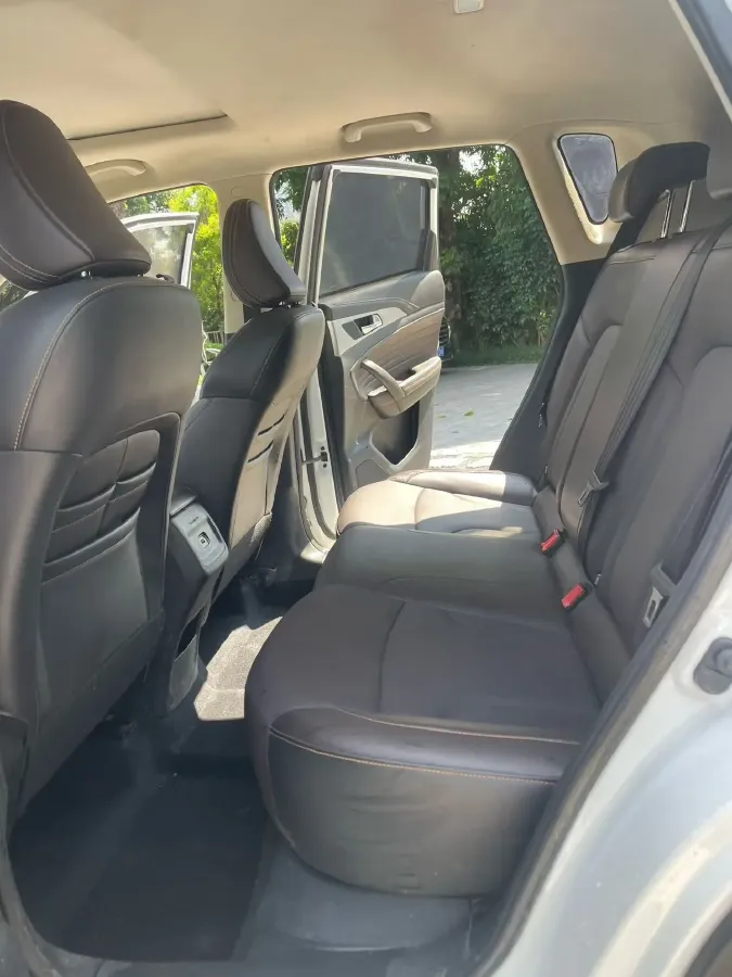 2019 ChangAn CS35 Plus 1.6L 128HP L4 5MT,autocango,china used car exporter,china ev exporter,chinese used car exporter,chinese used ev exporter