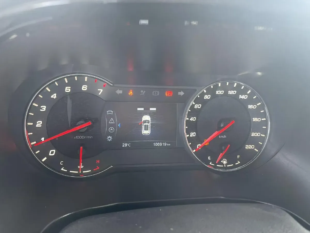 2019 ChangAn CS35 Plus 1.6L 128HP L4 5MT,autocango,china used car exporter,china ev exporter,chinese used car exporter,chinese used ev exporter