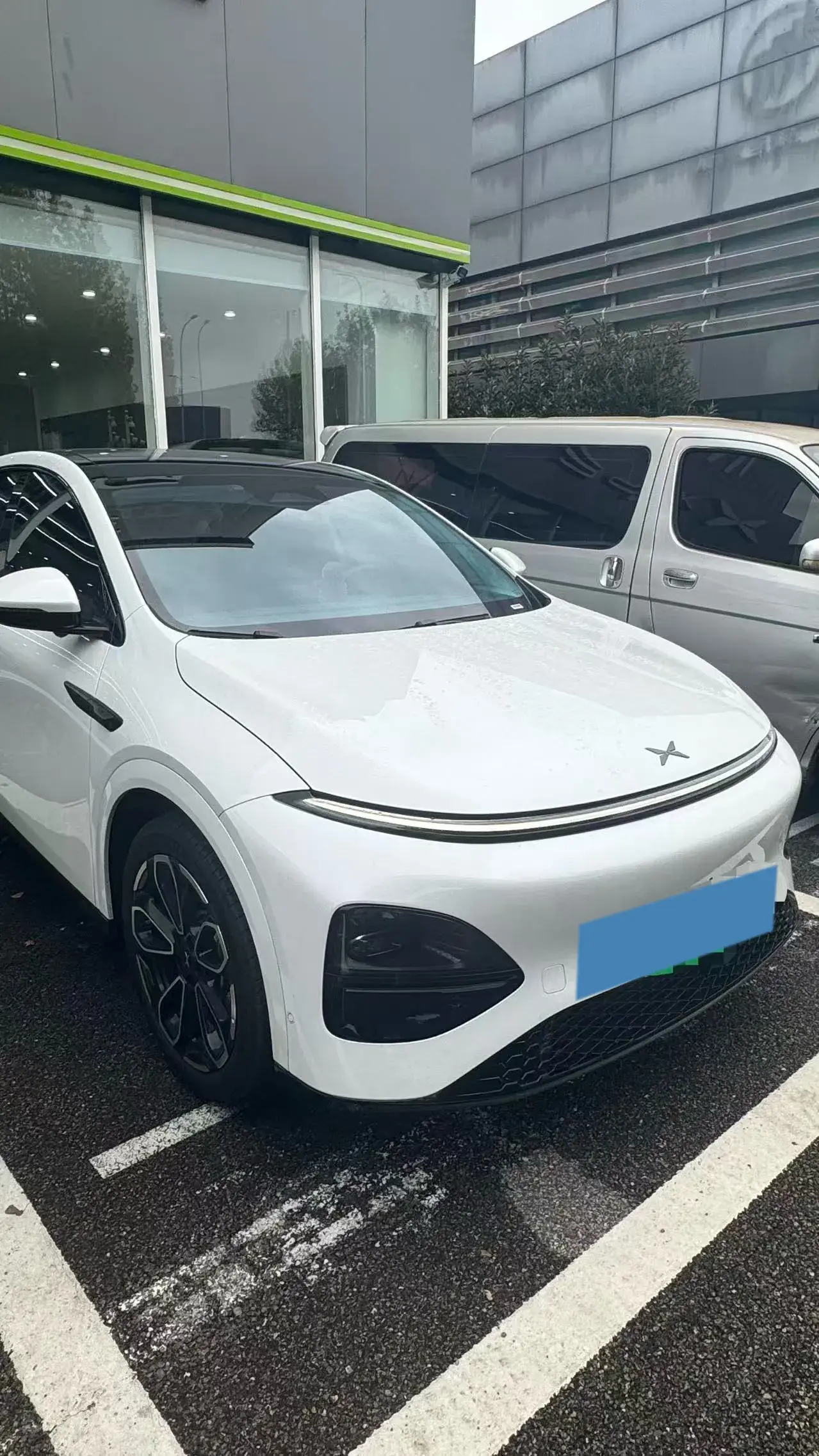 2025 XPENG G6 thumbnail 2