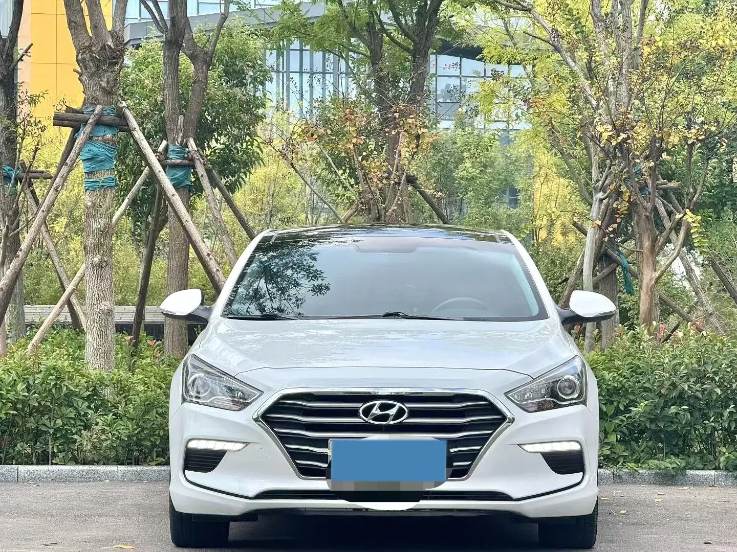 2019 HYUNDAI MISTRA thumbnail 2