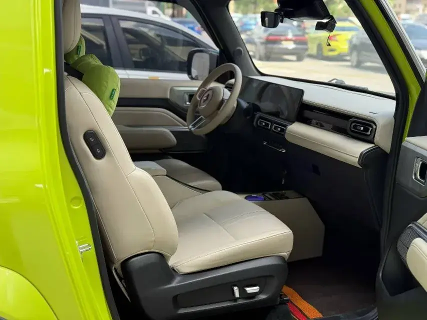 2023 BAOJUN YEP thumbnail 4