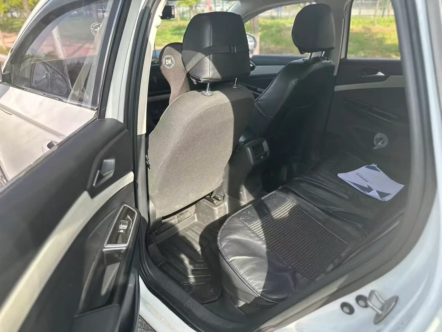 2022 JETTA VS5 thumbnail 4