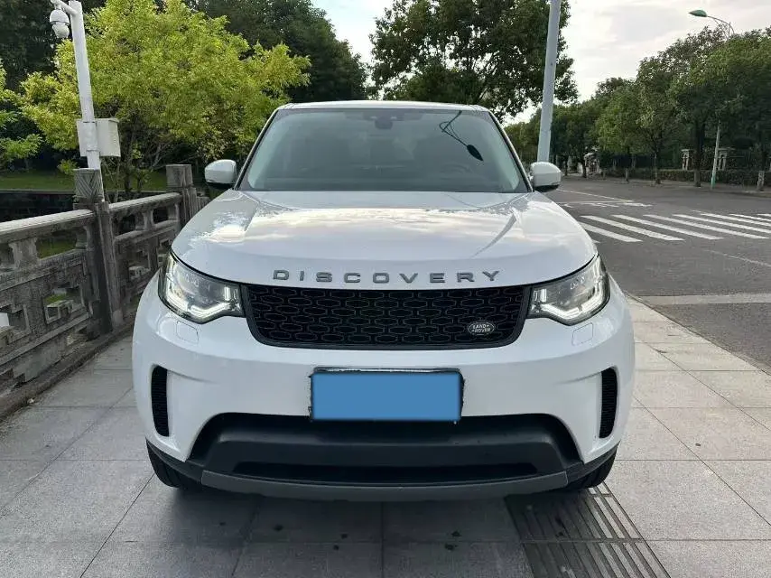 2019 LAND ROVER thumbnail 2