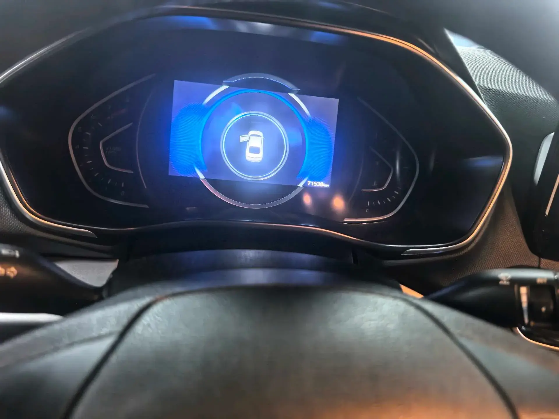 2019 HYUNDAI LA thumbnail 3
