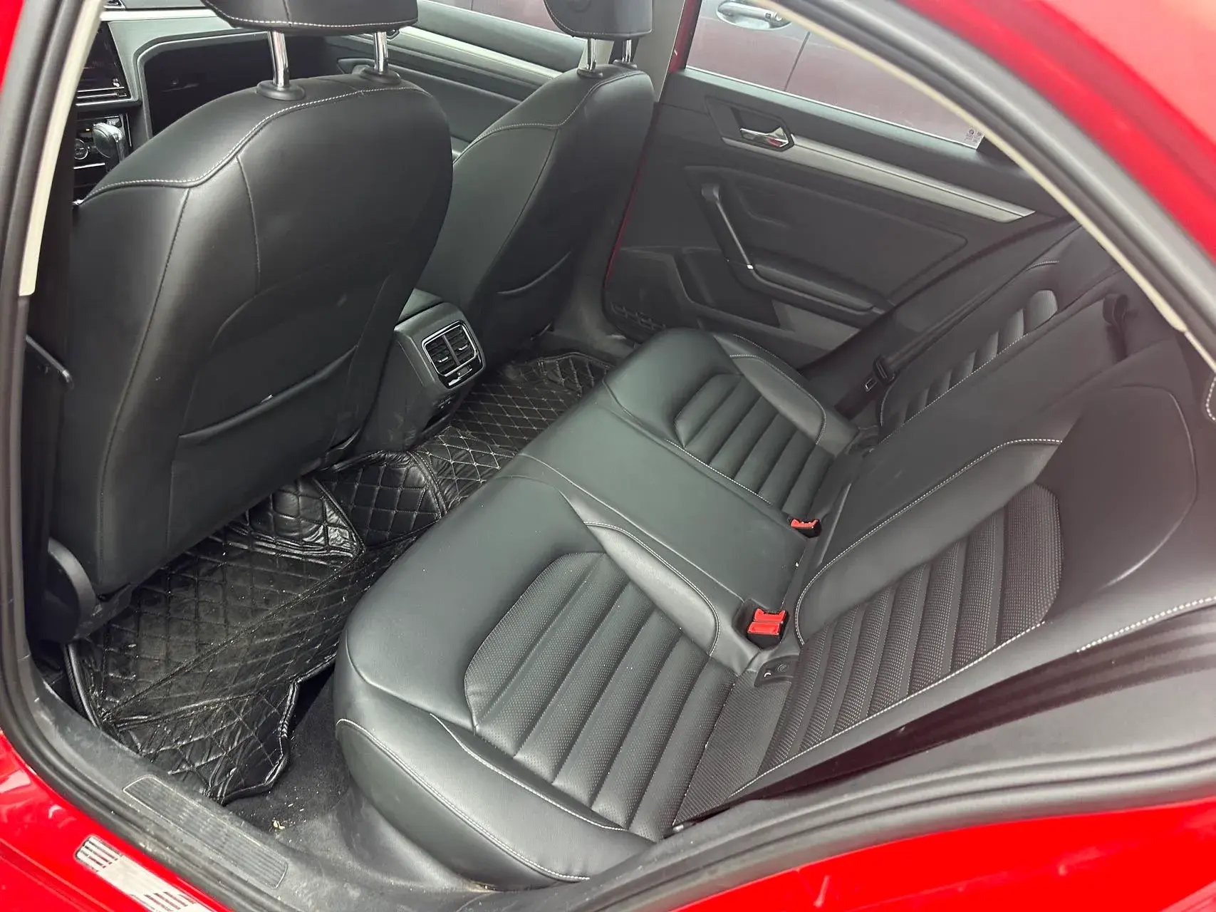 2019 VOLKSWAGEN LAMANDO thumbnail 4