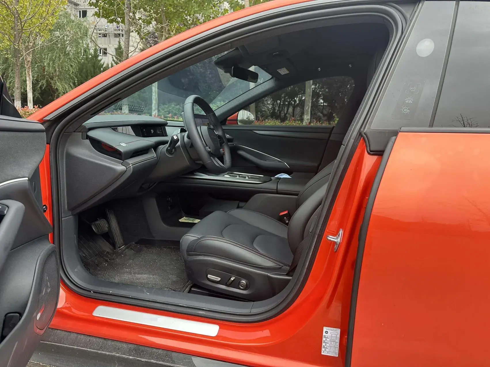 2024 MI SU7 thumbnail 4