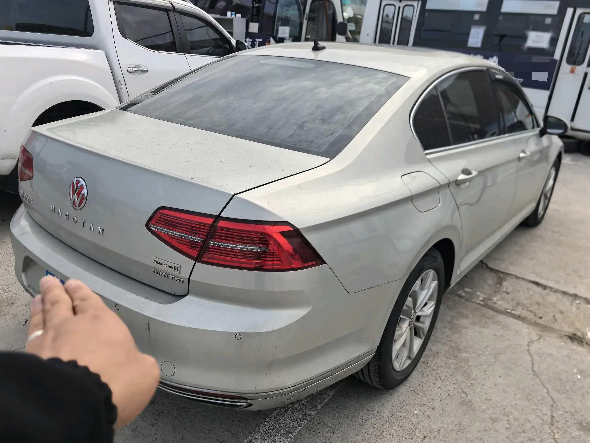 2018 VOLKSWAGEN MAGOTAN thumbnail 4