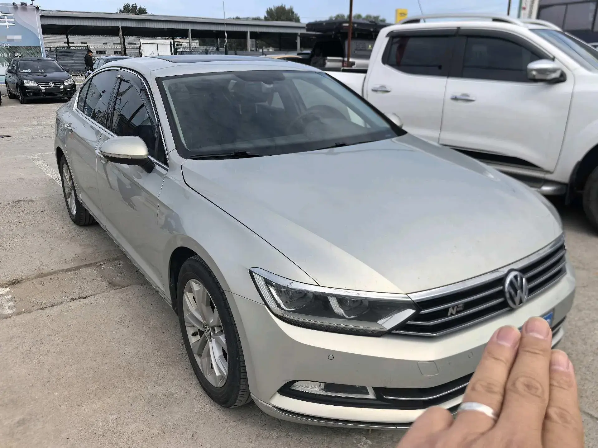 2018 VOLKSWAGEN MAGOTAN thumbnail 2