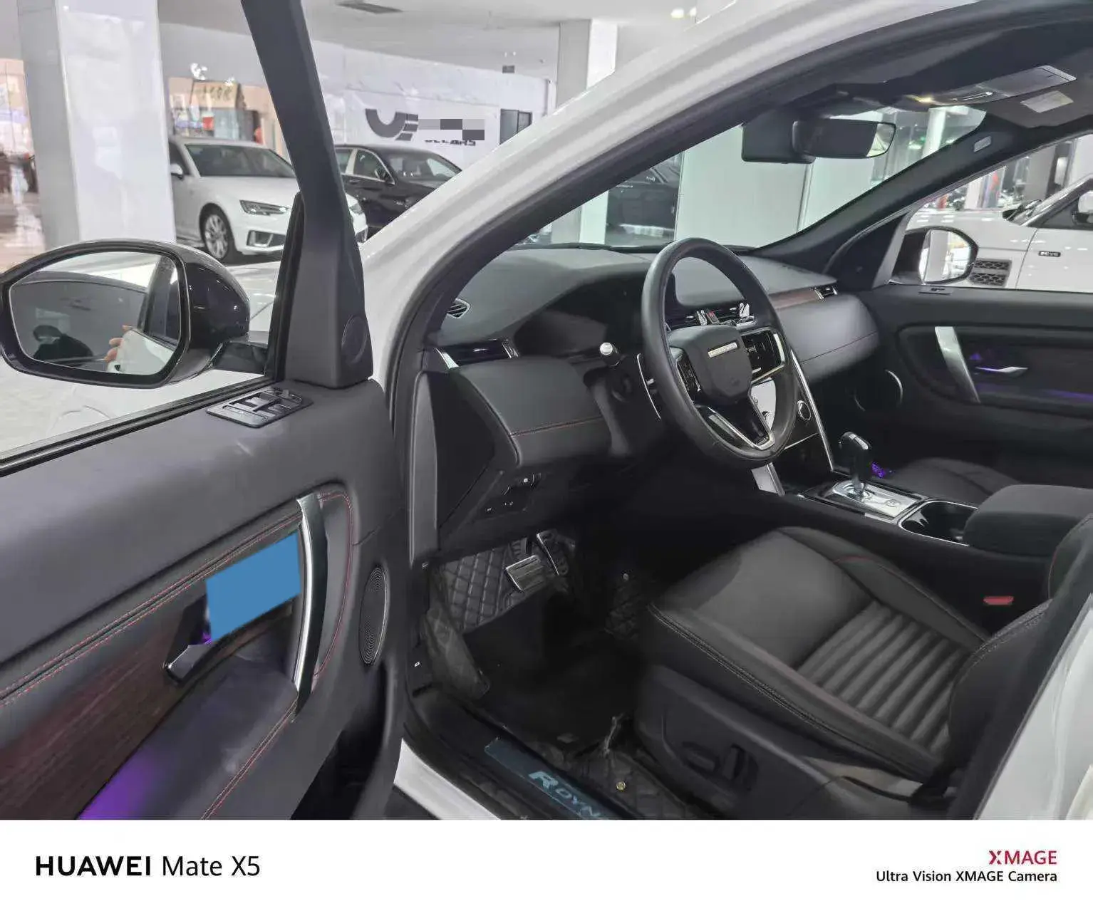 2023 LAND ROVER thumbnail 4