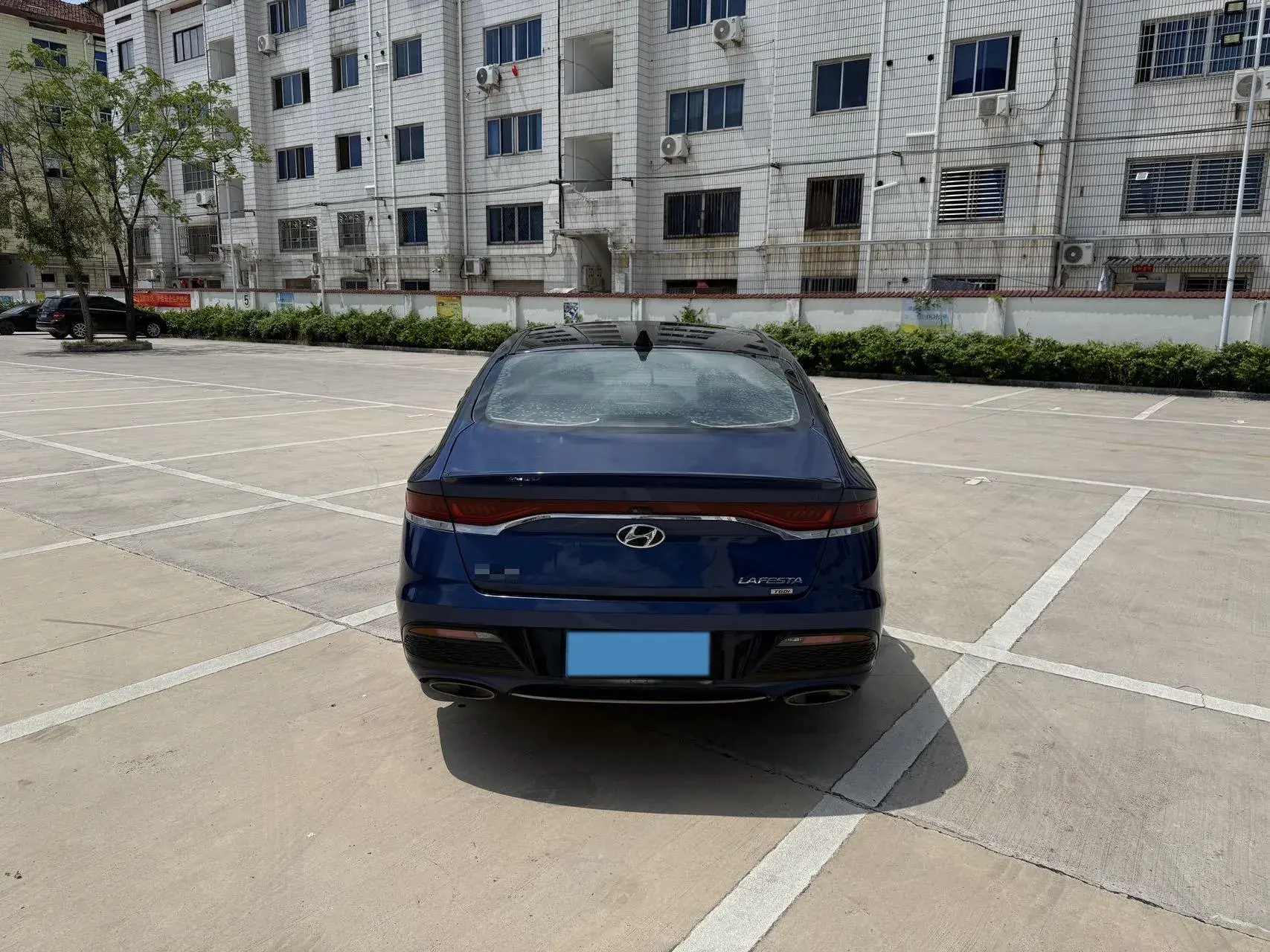 2019 HYUNDAI LA thumbnail 3