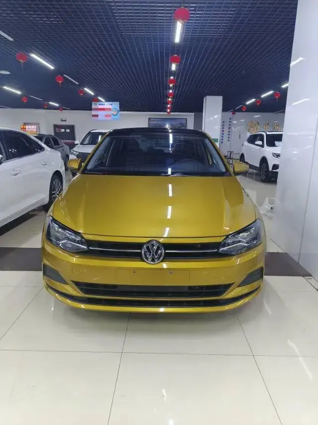 2019 VOLKSWAGEN POLO thumbnail 3