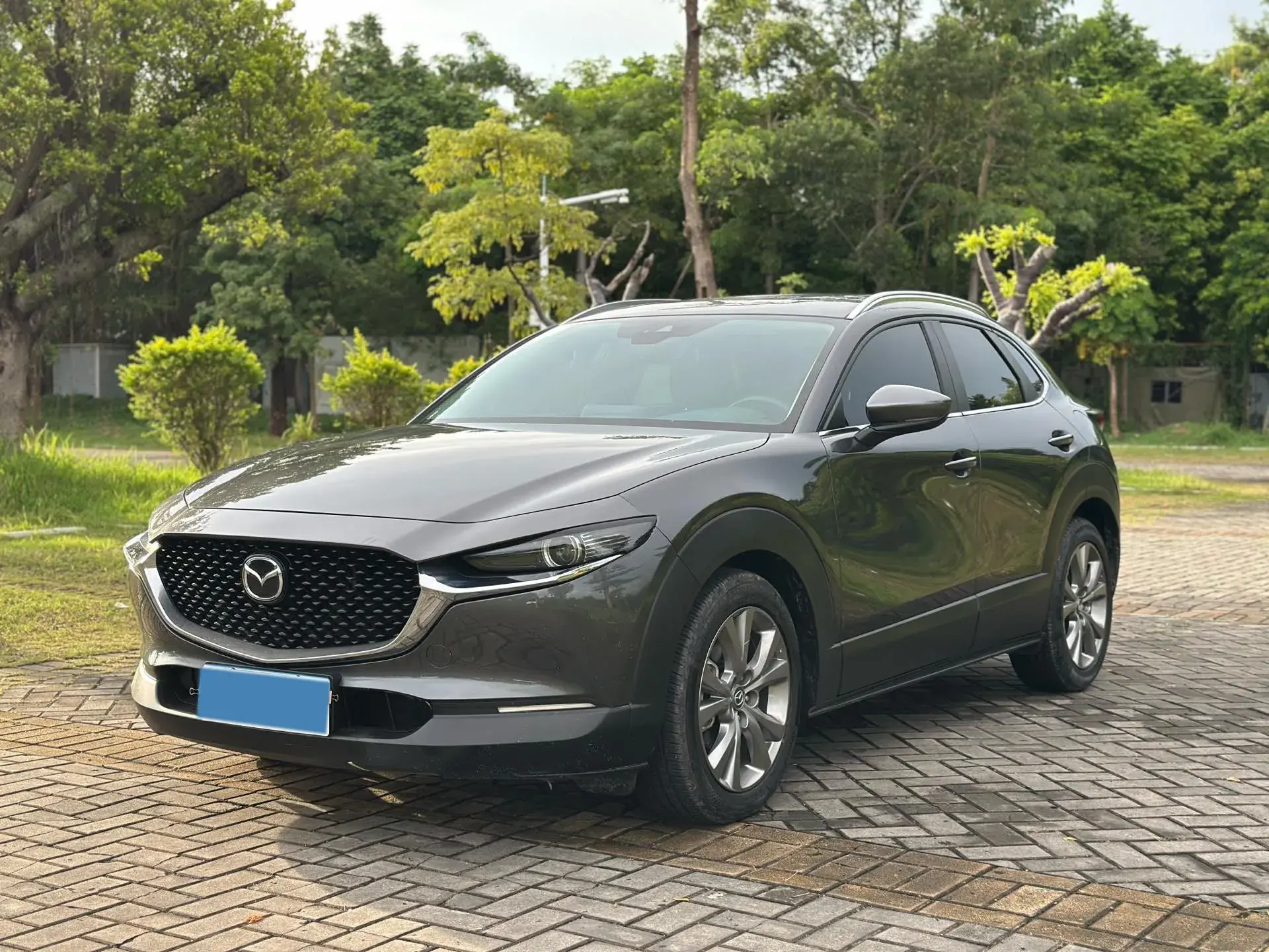 2020 MAZDA CX-30 view 1