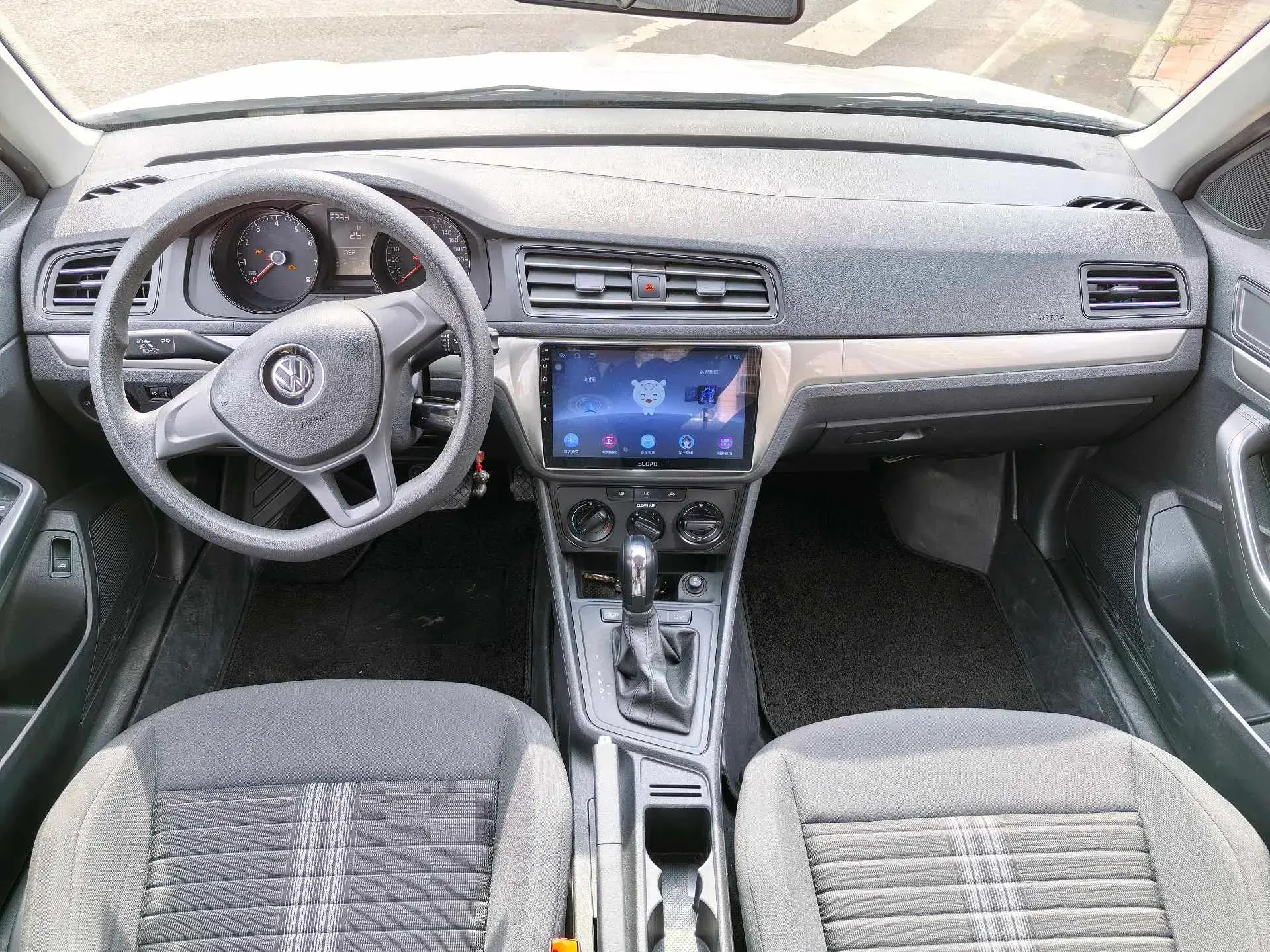 2019 VOLKSWAGEN LAVIDA thumbnail 4