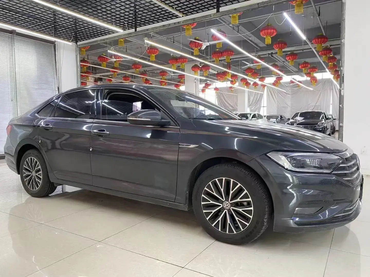 2020 VOLKSWAGEN SAGITAR thumbnail 3