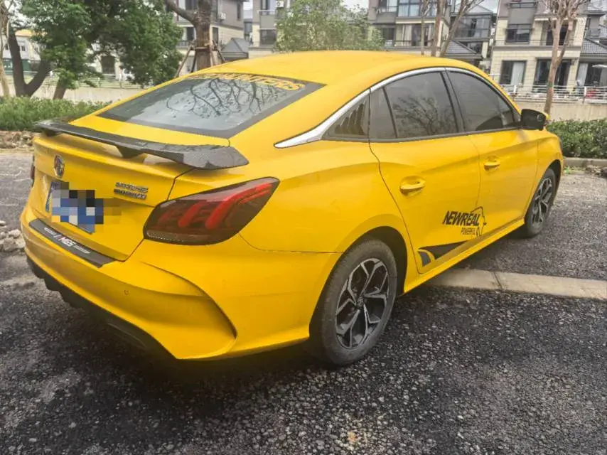 2021 MG 5 thumbnail 4