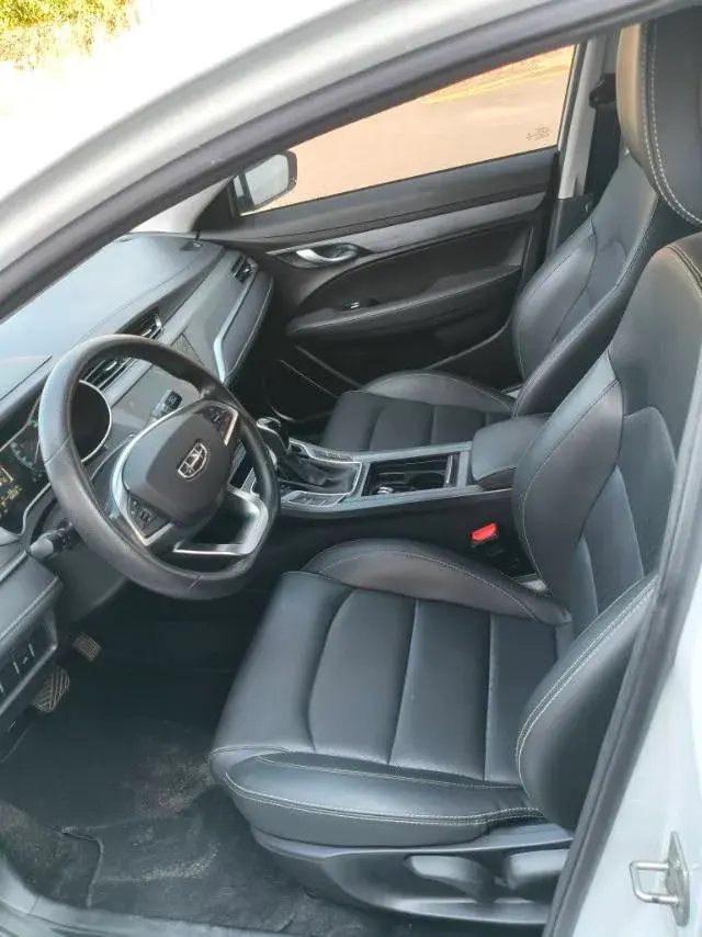 2021 GEELY EMGRAND thumbnail 4