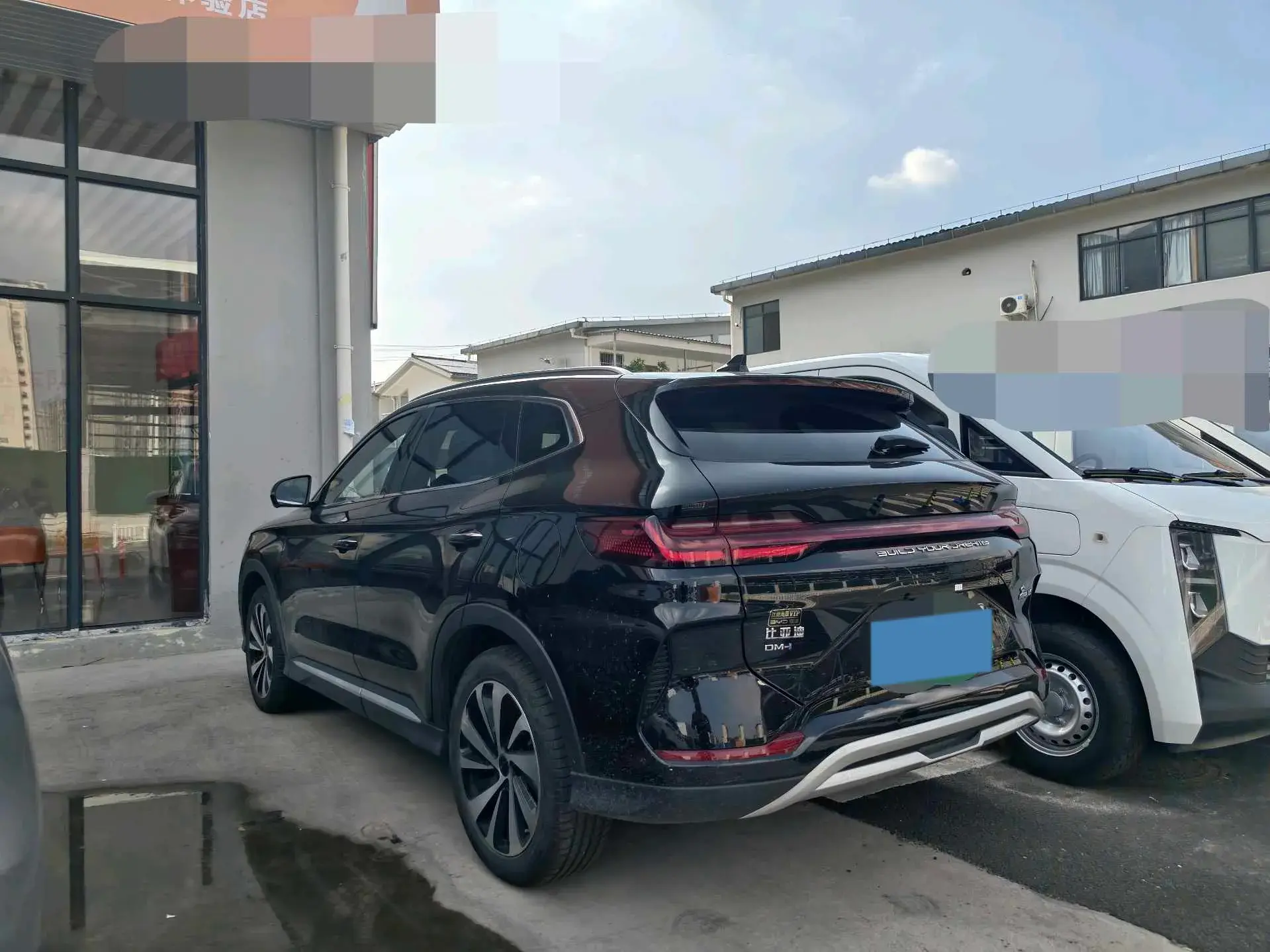 2024 BYD SONG thumbnail 4