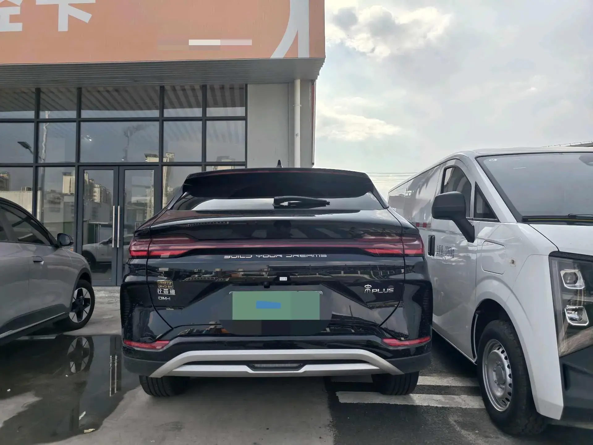 2024 BYD SONG thumbnail 3