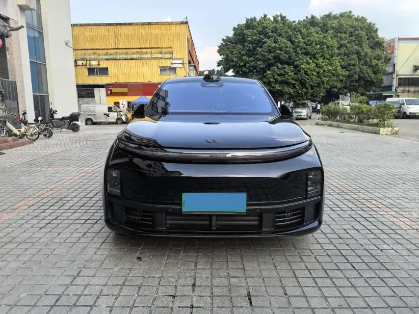 2024 LI L7 thumbnail 3