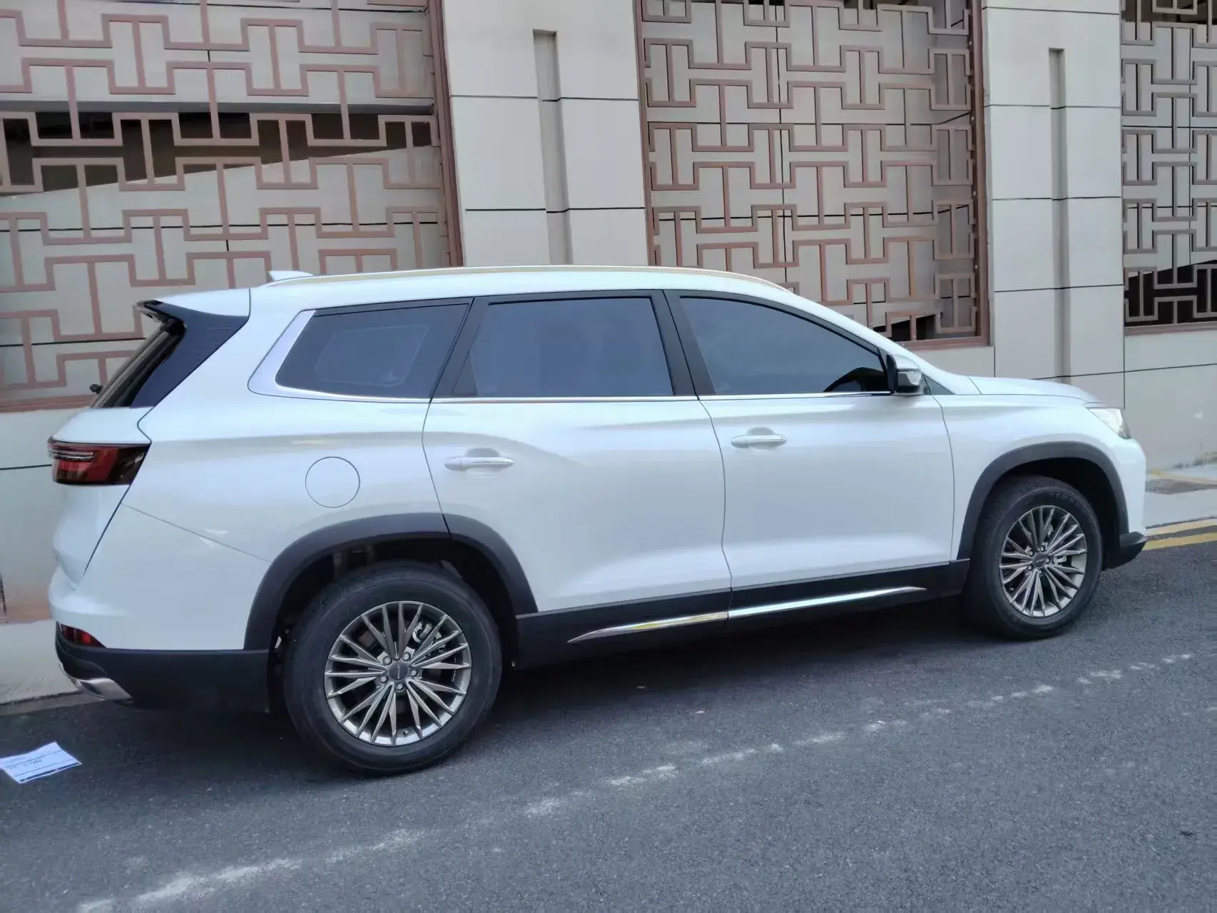 2025 JETOUR X95 thumbnail 3