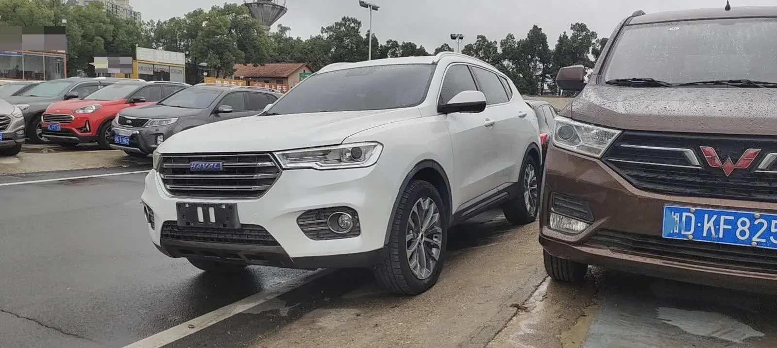2017 HAVAL H6 view 1