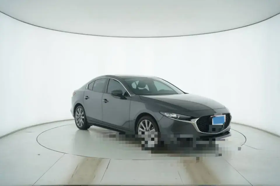 2021 MAZDA 3 thumbnail 3