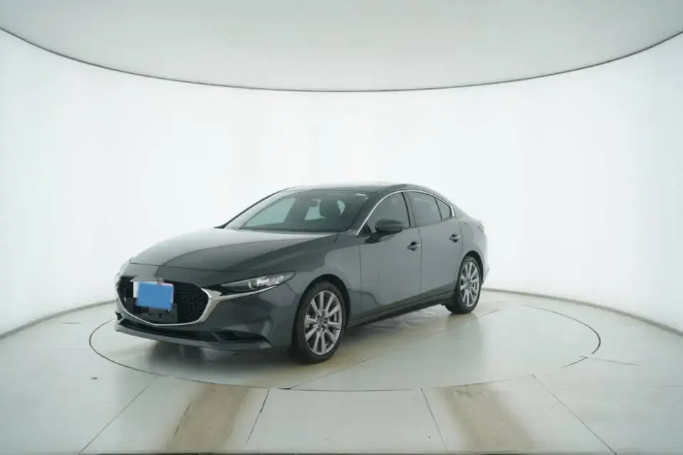 2021 MAZDA 3 view 1