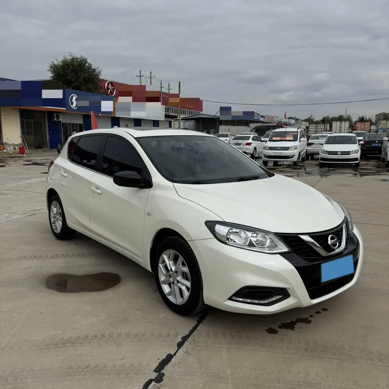 2021 NISSAN TIIDA thumbnail 3