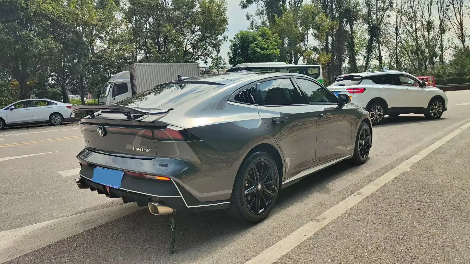 2023 CHANGAN UNI-V thumbnail 4