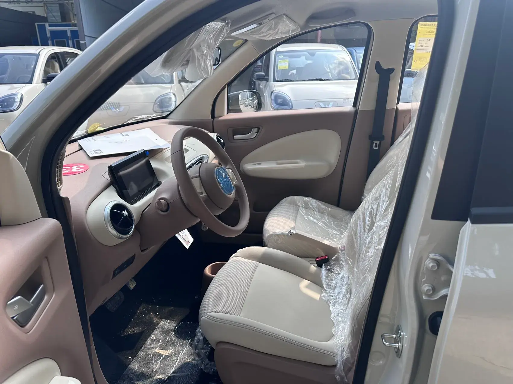 2025 WULING HONGGUANG thumbnail 4