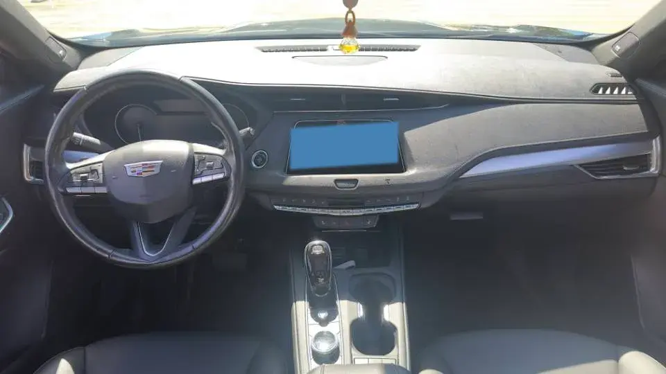 2021 CADILLAC XT4 thumbnail 3