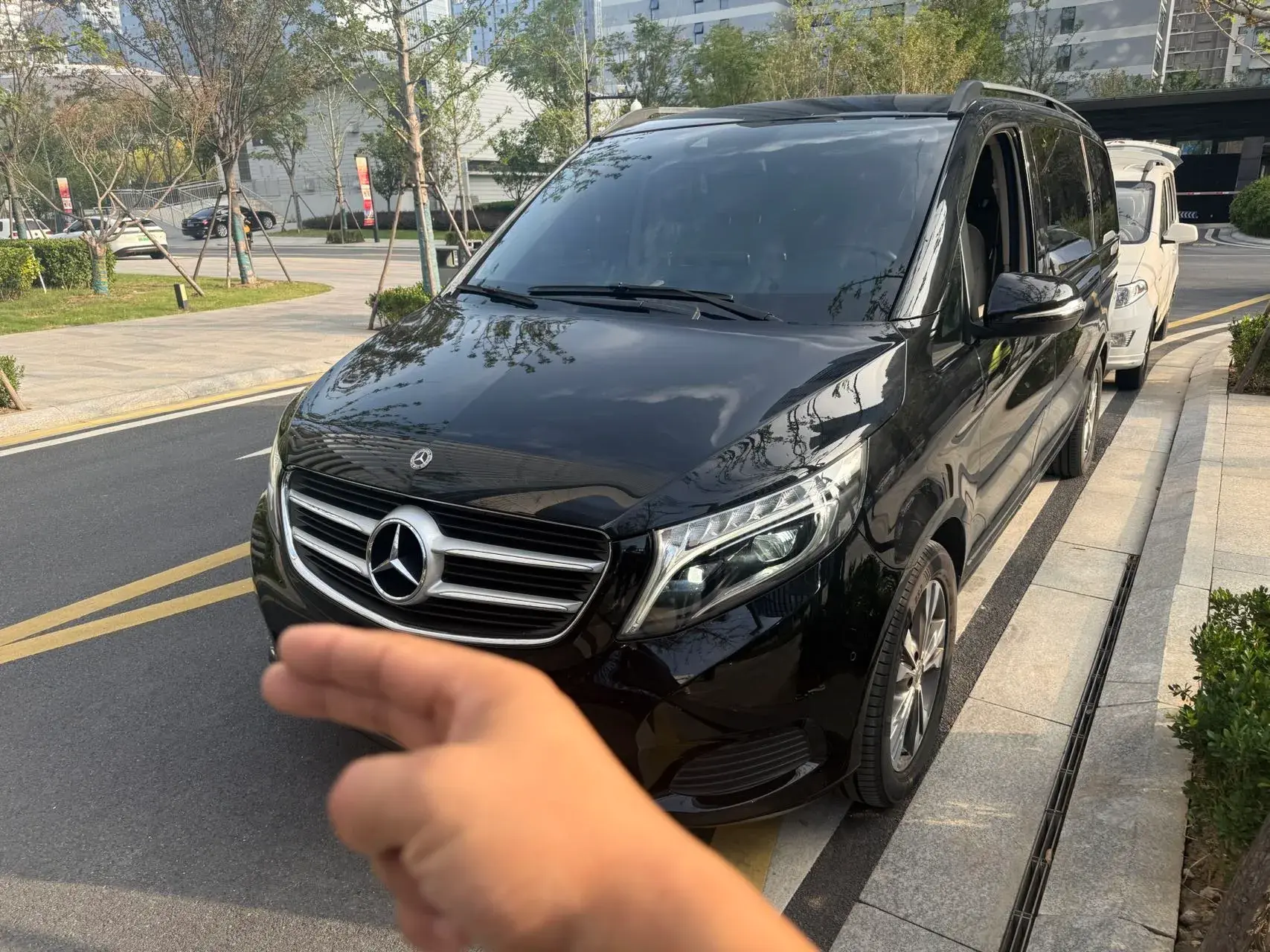 2018 MERCEDES-BENZ V view 1