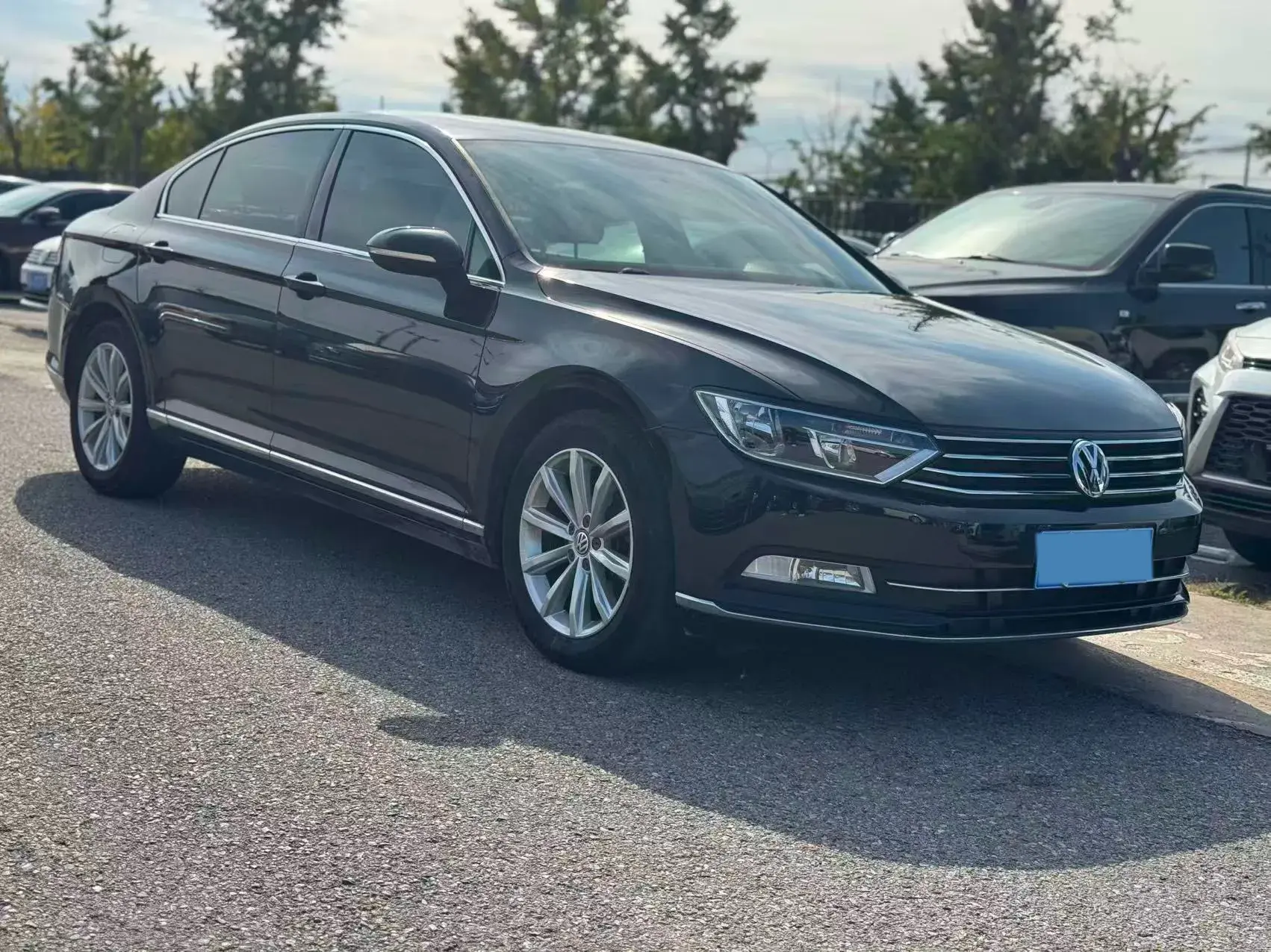 2018 VOLKSWAGEN MAGOTAN thumbnail 4