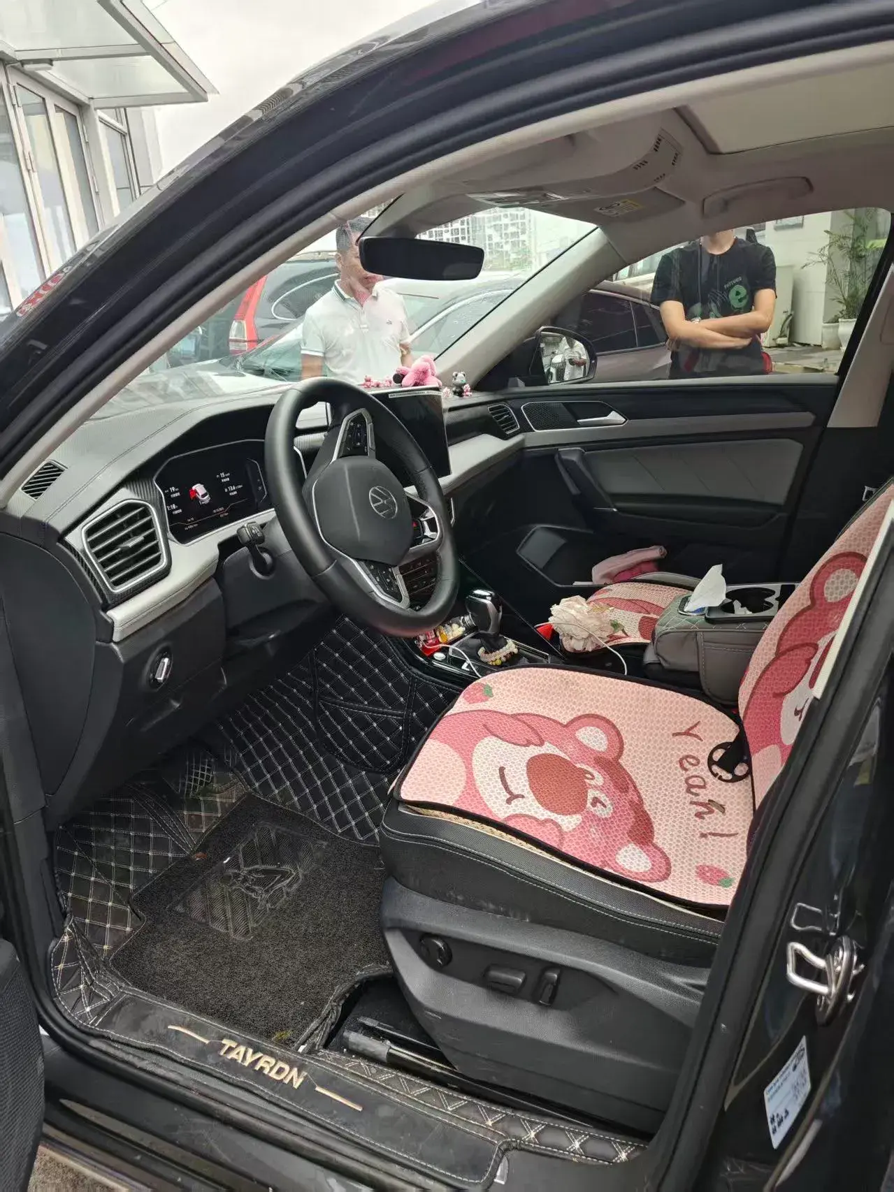 2024 VOLKSWAGEN TAYRON thumbnail 2