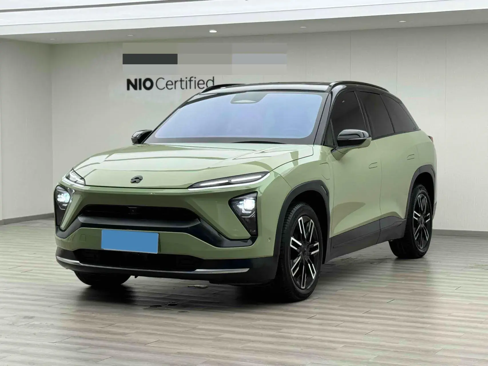 2020 NIO ES6 view 1