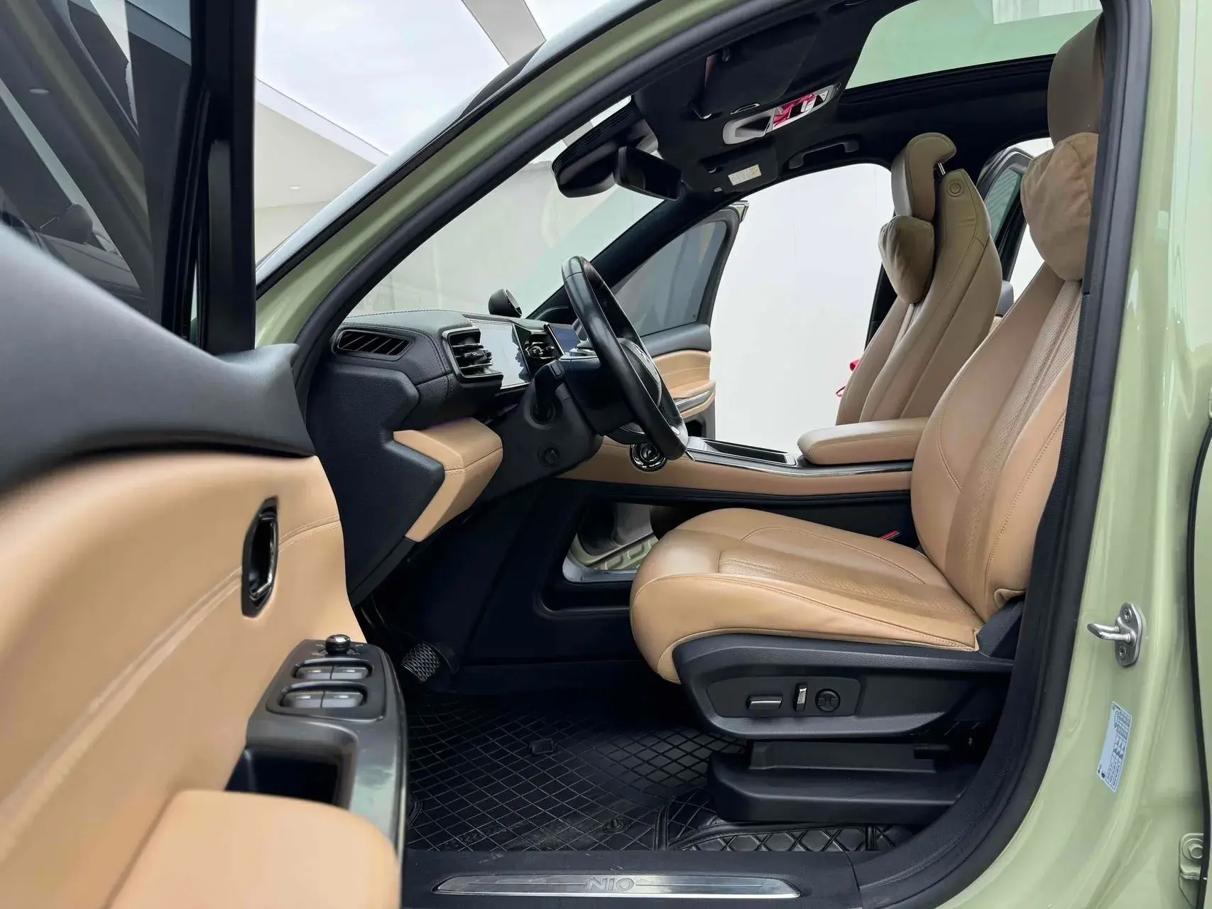 2020 NIO ES6 thumbnail 4