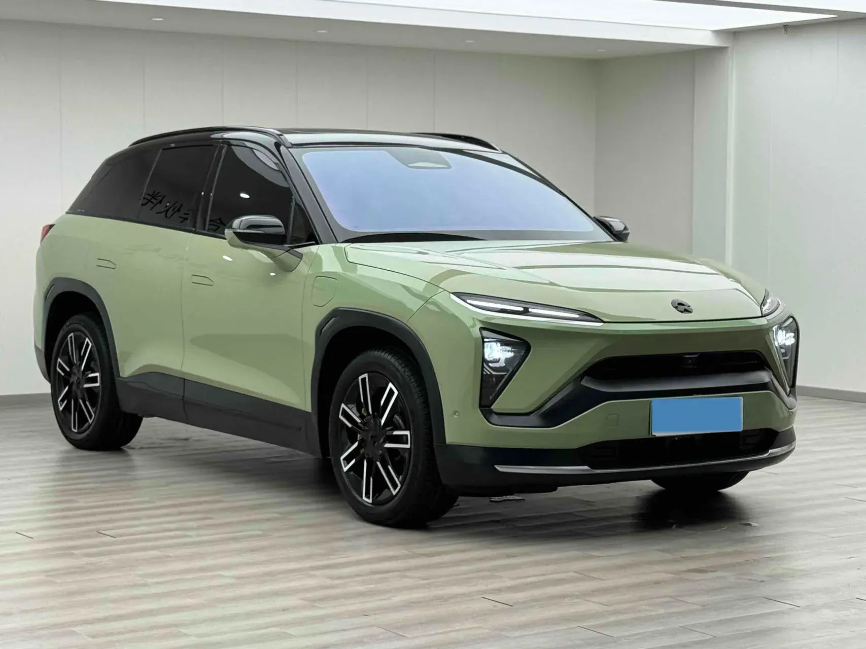 2020 NIO ES6 thumbnail 3