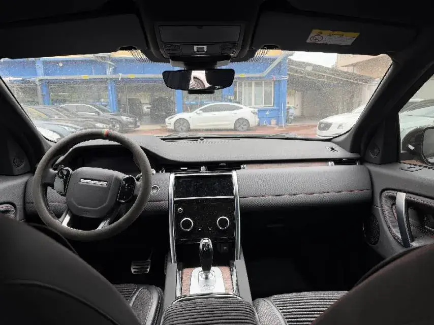 2020 LAND ROVER thumbnail 3