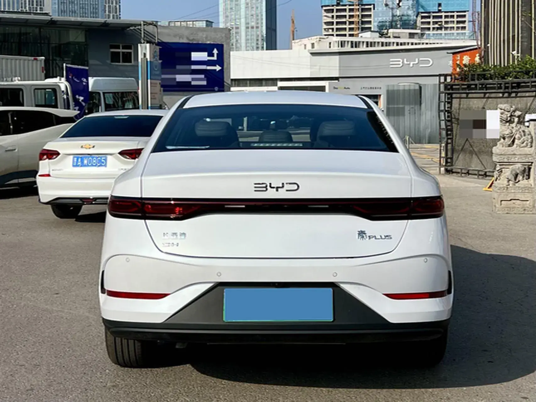 2025 BYD QIN thumbnail 3