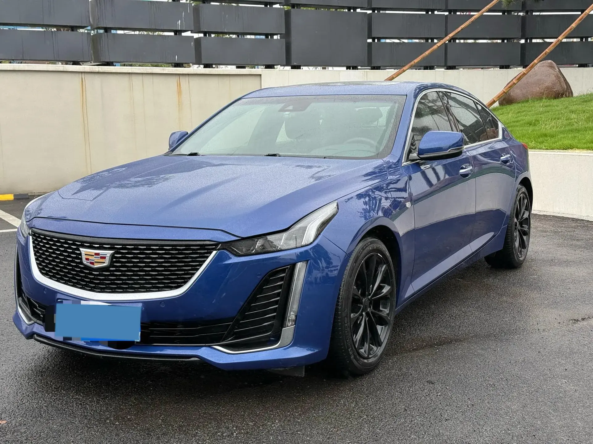 2021 CADILLAC CT5 view 1