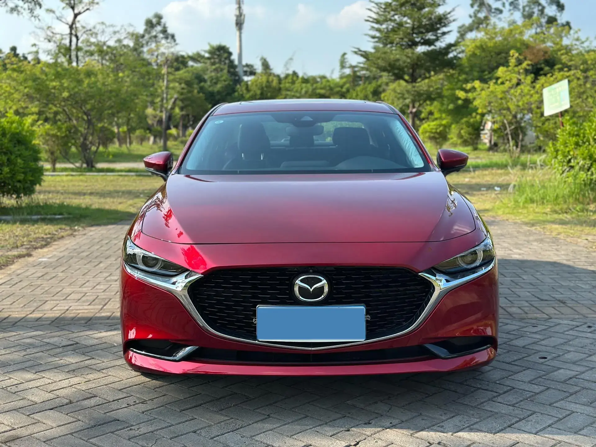 2025 MAZDA 3 thumbnail 2