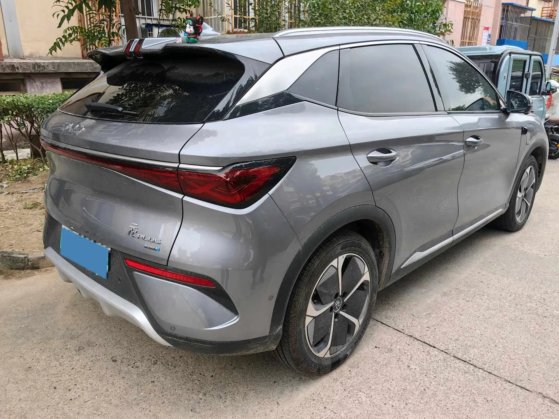 2025 BYD YUAN thumbnail 2