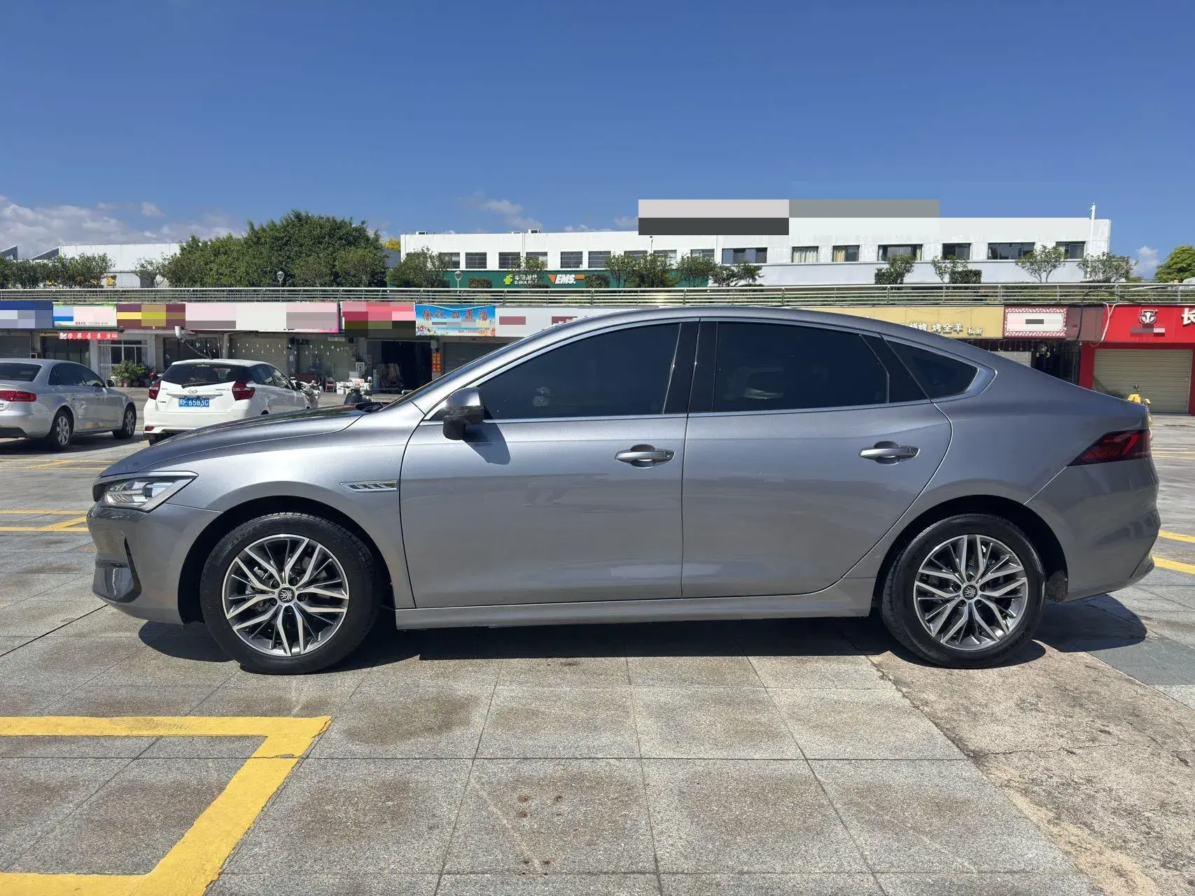 2021 BYD QIN thumbnail 3