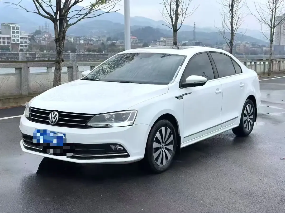 2018 Volkswagen Sagitar 1.6L 110HP L4 6AT