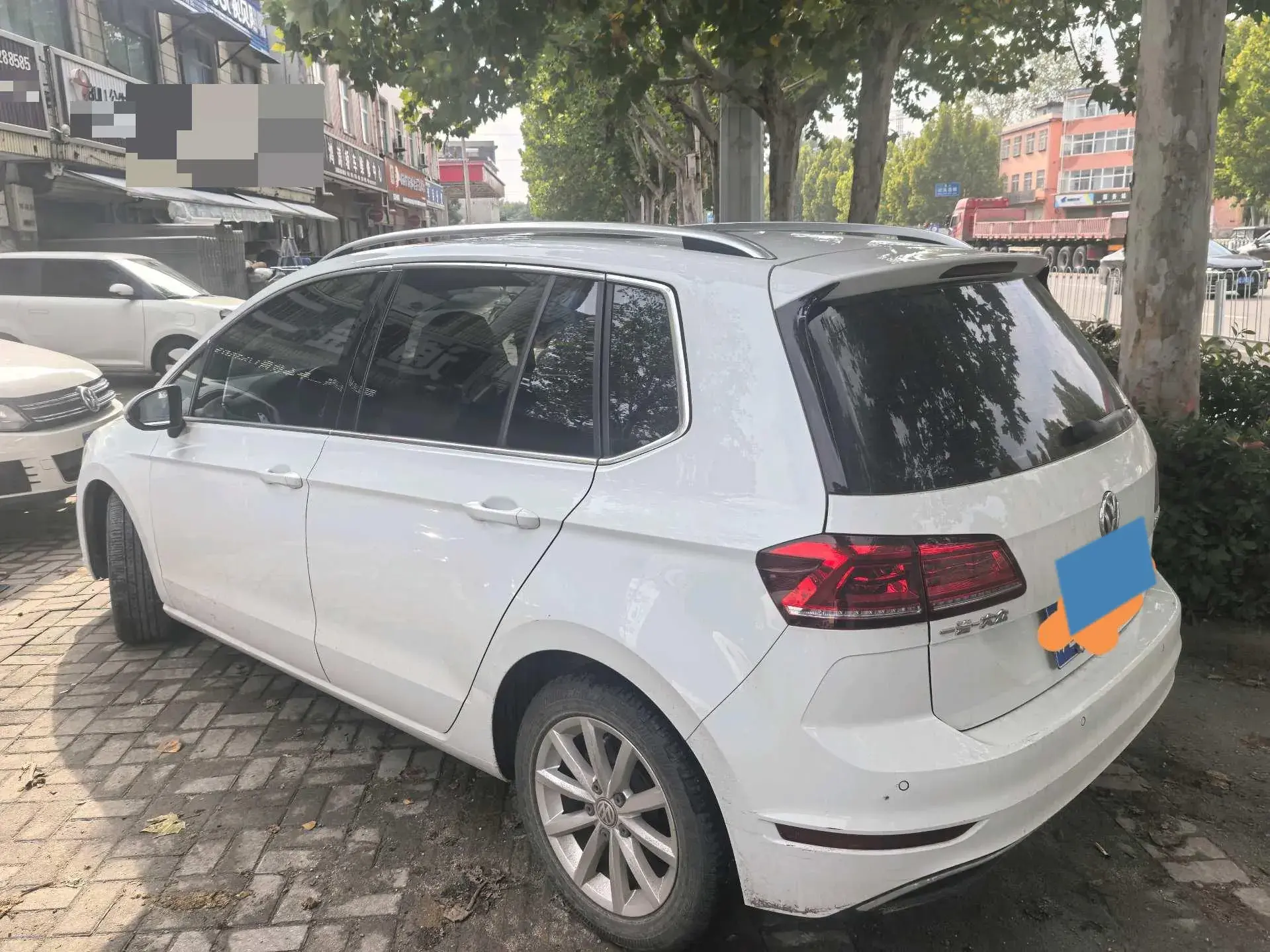 2020 VOLKSWAGEN GOLF thumbnail 2