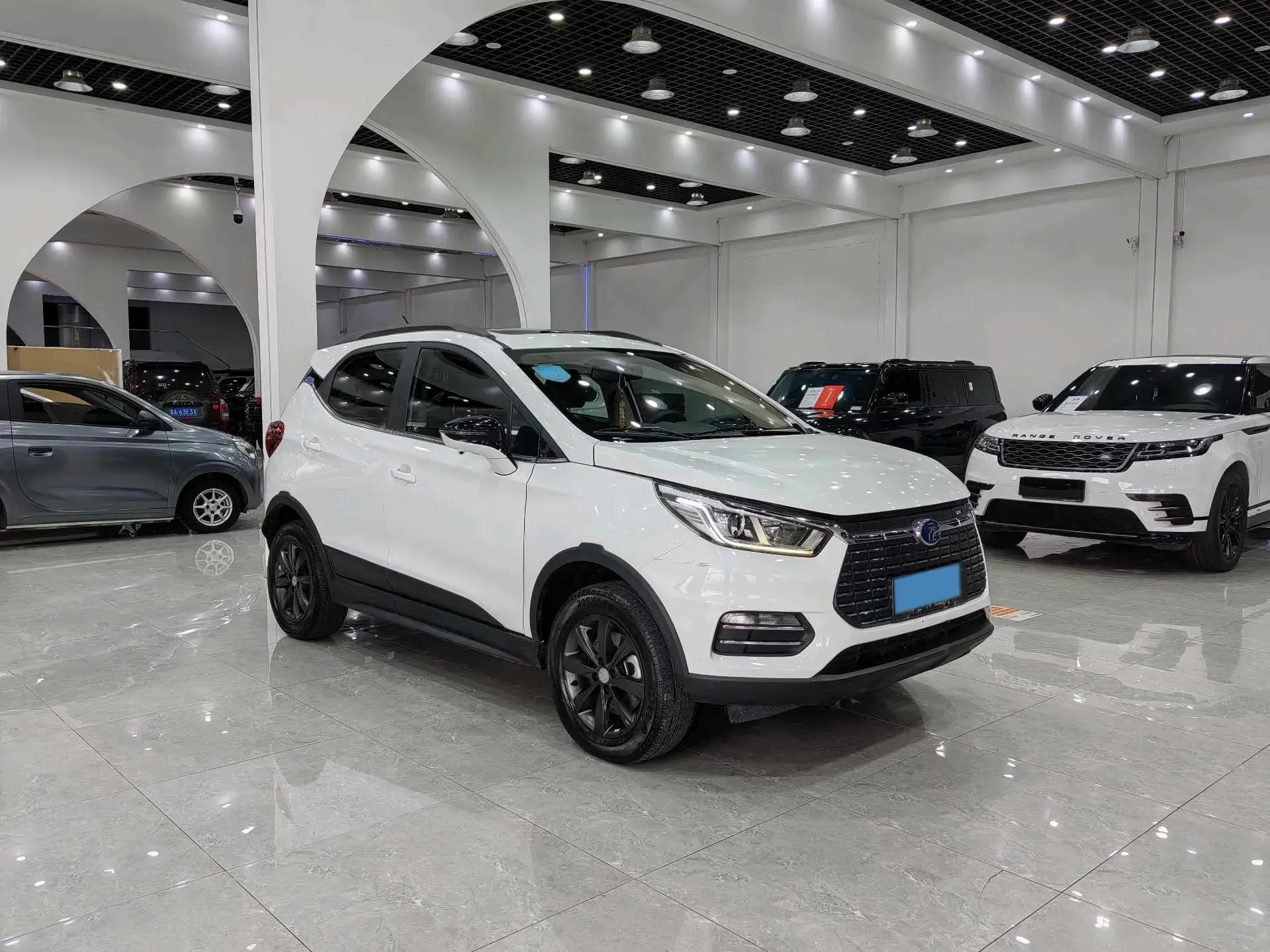 2018 BYD YUAN thumbnail 3