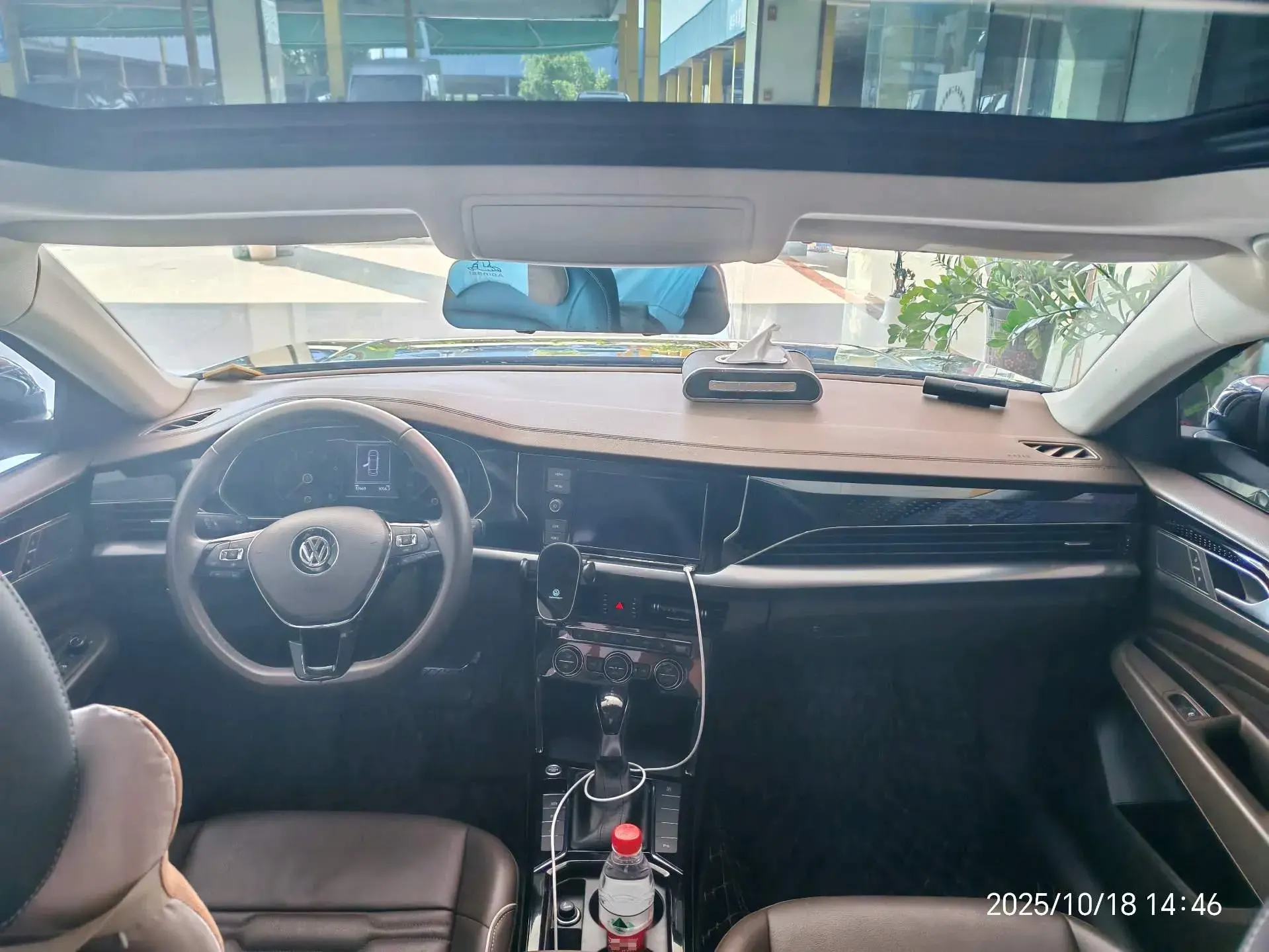 2019 VOLKSWAGEN PASSAT thumbnail 4