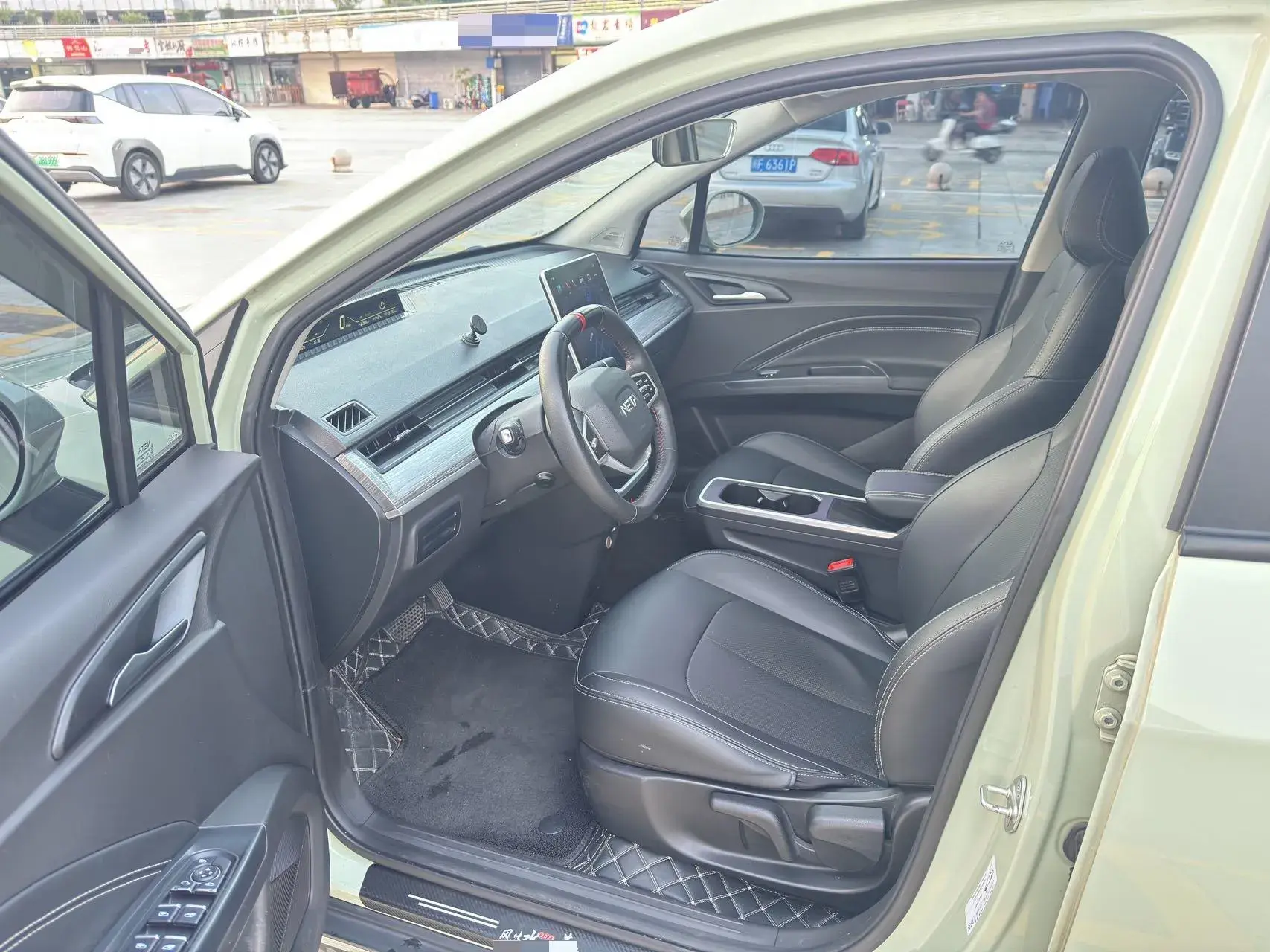 2022 NETA U thumbnail 4