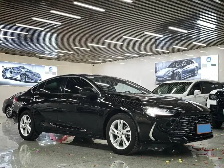 2023 BUICK REGAL thumbnail 3